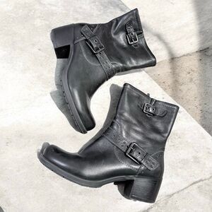 Earth Denali Black Moto Chunky Combat Boots Lug Sole Studded 8 Buckle